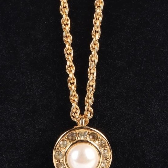 VTG CHRISTIAN DIOR FAUX PEARL EARRINGS & NECKLACE - Picture 2 of 5